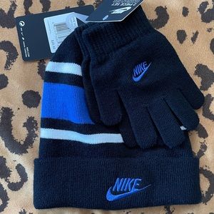 Nike Boys 2-Piece Set Hat and Gloves